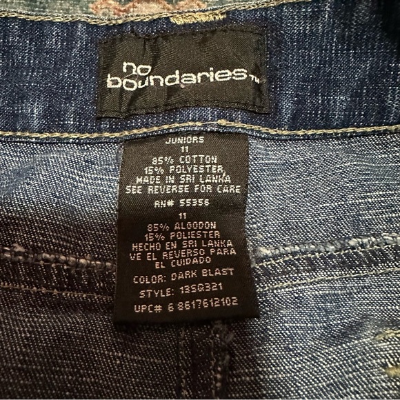 Vintage Y2K No Boundaries Blue denim maxi skirt with pockets size 11 - Picture 6 of 8